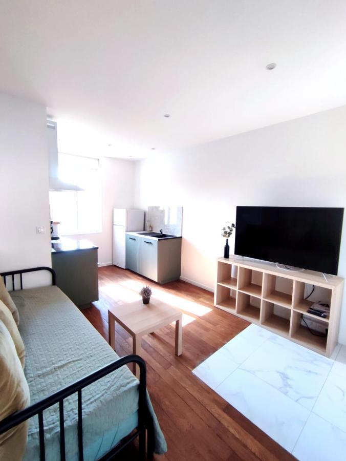 Appartement Hyper Centre De Монтаржи Екстериор снимка